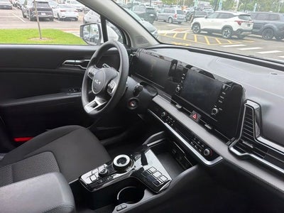 2024 Kia Sportage Hybrid LX