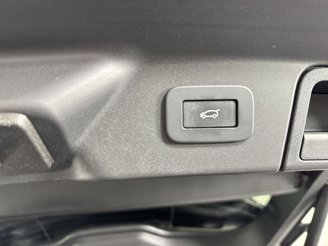 2023 Land Rover Range Rover Velar R-Dynamic S MHEV