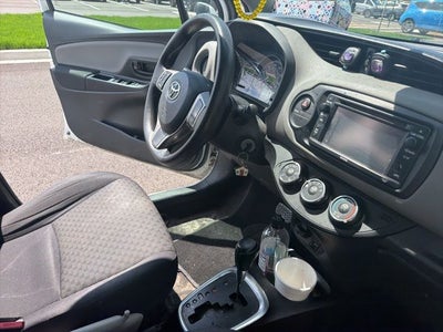 2017 Toyota Yaris L