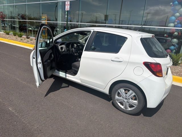 2017 Toyota Yaris L