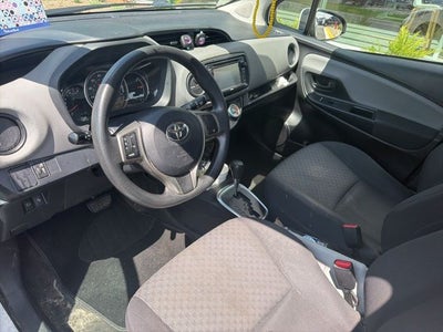 2017 Toyota Yaris L