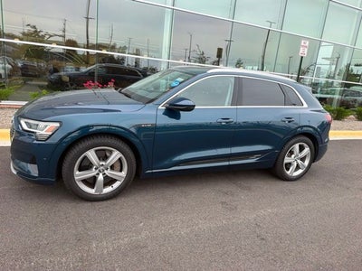2019 Audi e-tron Premium Plus quattro