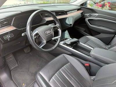 2019 Audi e-tron Premium Plus quattro