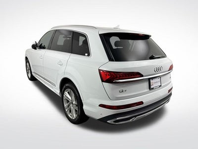 2023 Audi Q7 45 Premium Plus quattro