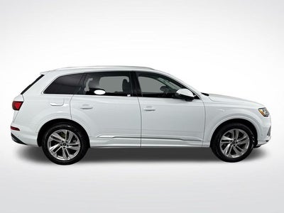 2023 Audi Q7 45 Premium Plus quattro
