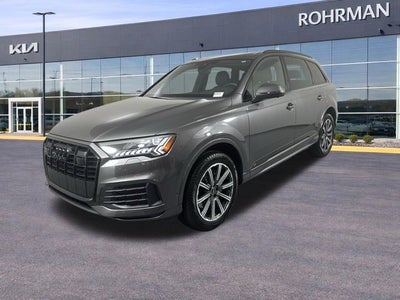 2023 Audi Q7 45 Premium Plus quattro