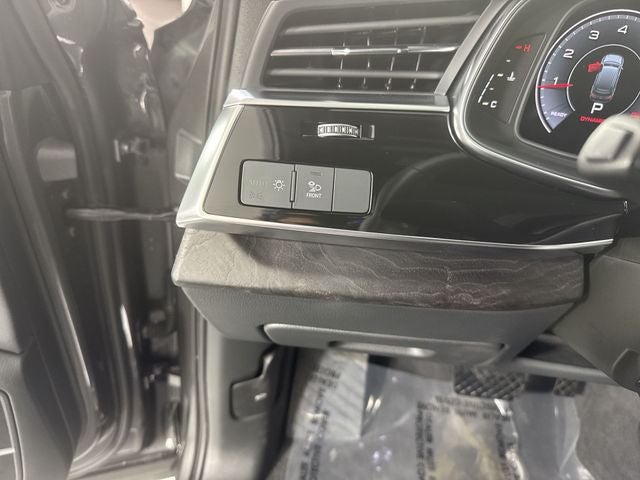 2023 Audi Q7 45 Premium Plus quattro