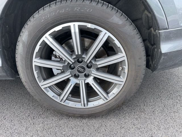 2023 Audi Q7 45 Premium Plus quattro