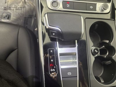 2023 Audi Q7 45 Premium Plus quattro