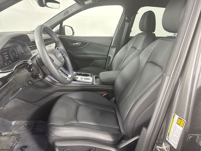 2023 Audi Q7 45 Premium Plus quattro
