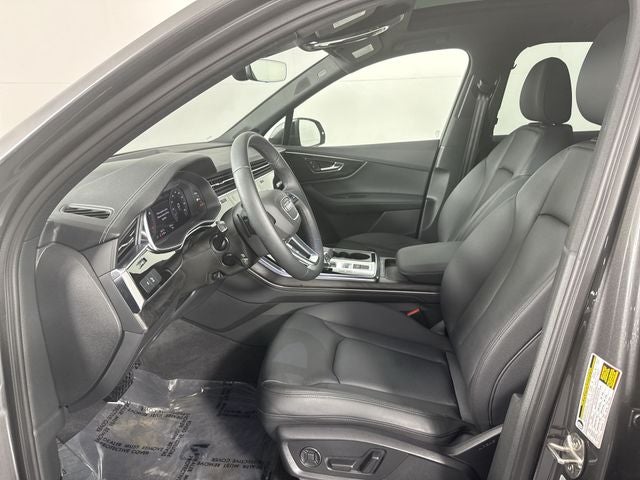 2023 Audi Q7 45 Premium Plus quattro