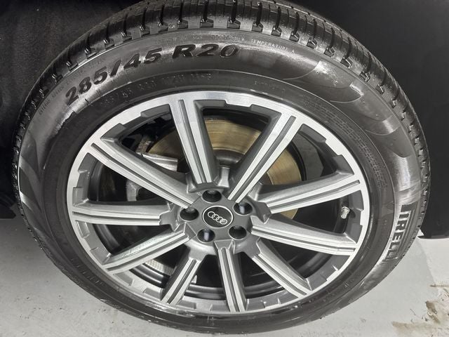 2023 Audi Q7 45 Premium Plus quattro