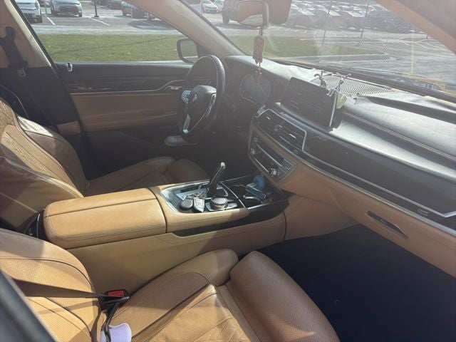 2016 BMW 7 Series 750i xDrive
