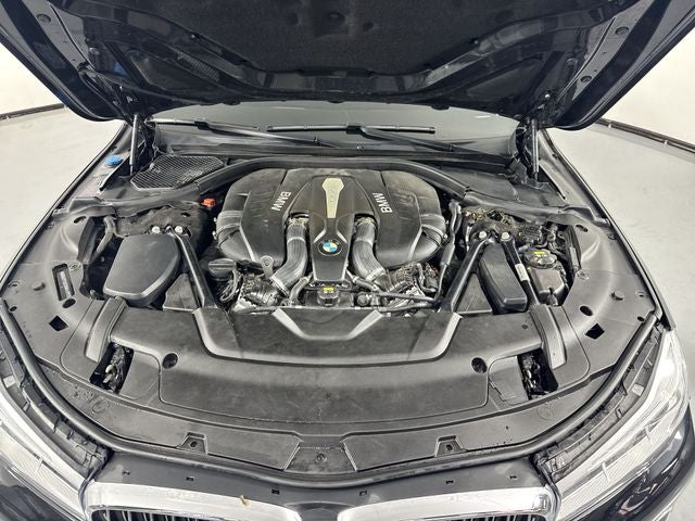 2016 BMW 7 Series 750i xDrive