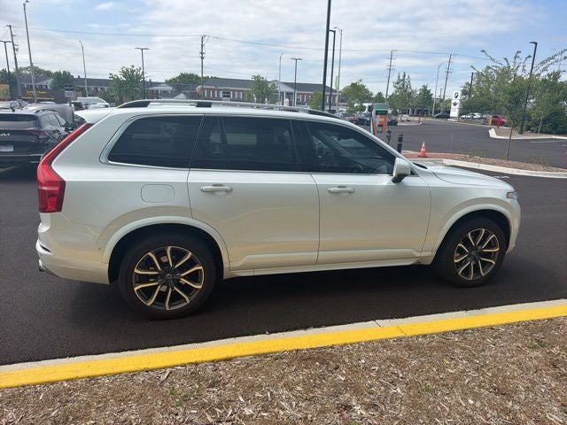 2018 Volvo XC90 T5 Momentum