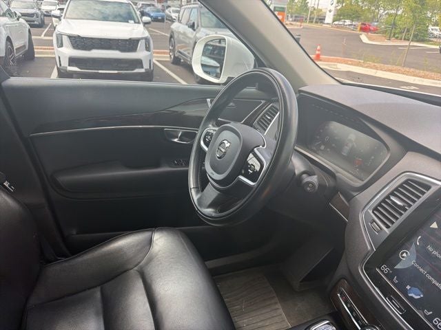 2018 Volvo XC90 T5 Momentum