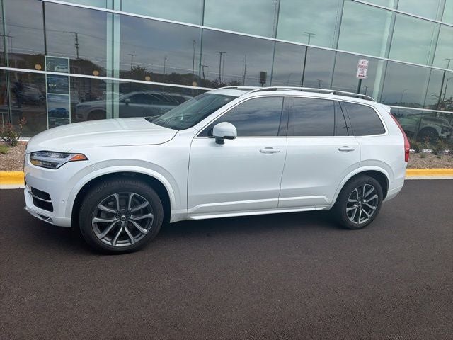 2018 Volvo XC90 T5 Momentum