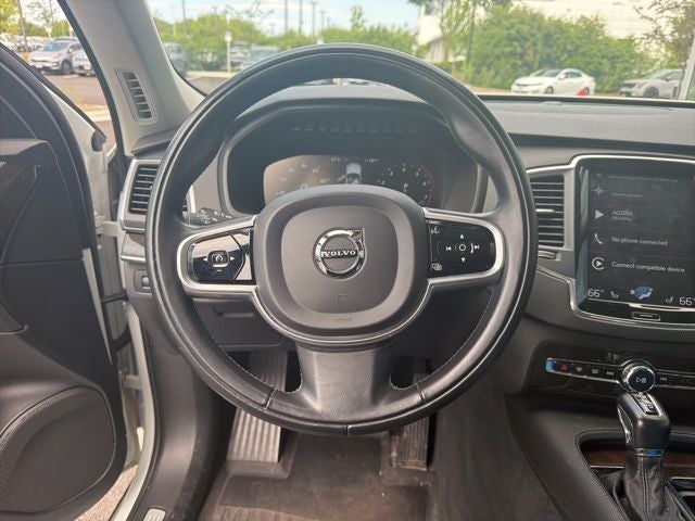 2018 Volvo XC90 T5 Momentum