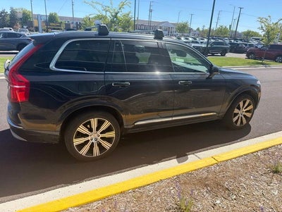 2022 Volvo XC90 Recharge Plug-In Hybrid T8 Inscription 6 Passenger