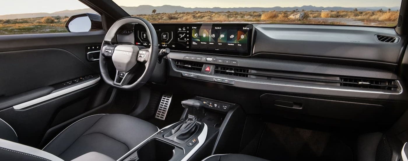 Black dash in a 2026 Kia K4.
